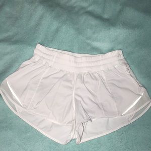 lululemon hotty hot shorts